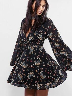 Free People Lilou Floral Mini Dress Boho Bell Sleeve Faux Wrap Size S